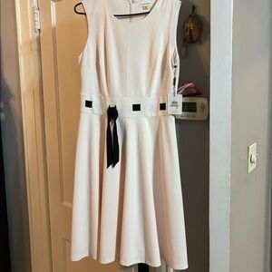 Calvin Klein Women's Blush Pink Fit & Flare Ribbon
Dress Size 12